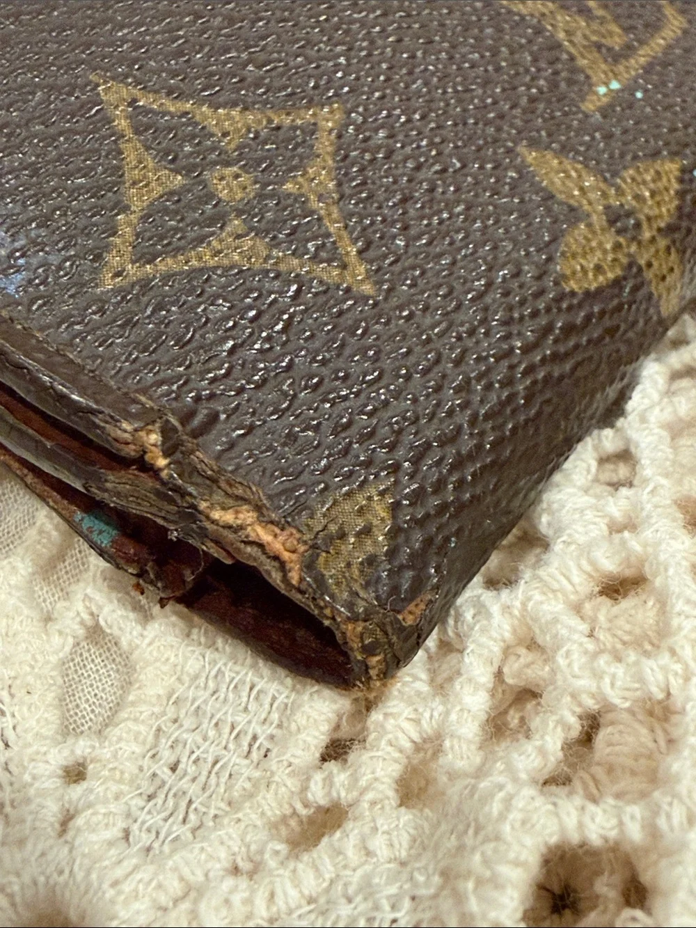 VINTAGE Louis Vuitton Brown & Tan Monogram double side Snap Wallet